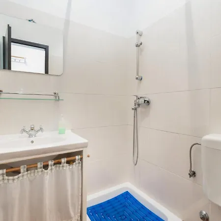 Ilija Njavro Apartment *