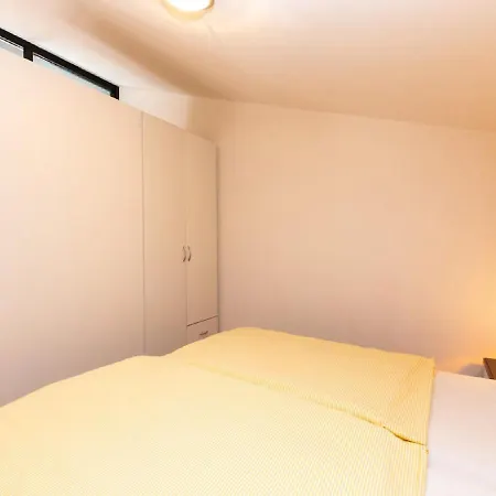 Ilija Njavro Apartment