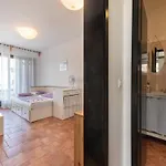 Ilija Njavro Apartmán *