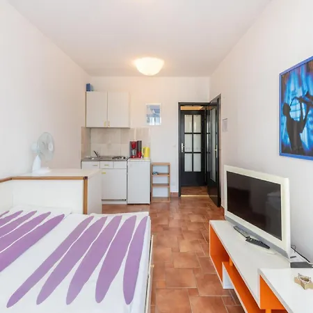 Ilija Njavro Apartmán Jadranovo