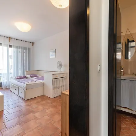 Ilija Njavro Apartmán *